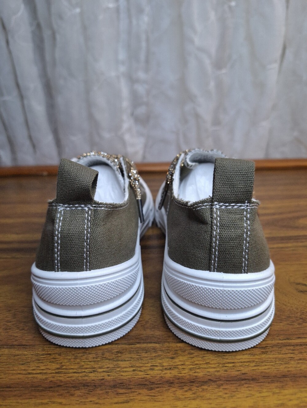 Very G Army Sage Green Glitter Lace Low-Top Platform Canvas Sneakers Size 7 - Picture 5 of 8